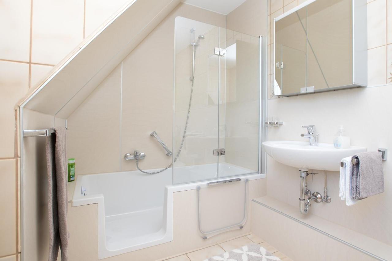 Casa Felicitas - Ferienwohnung & Studio Möhnesee エクステリア 写真